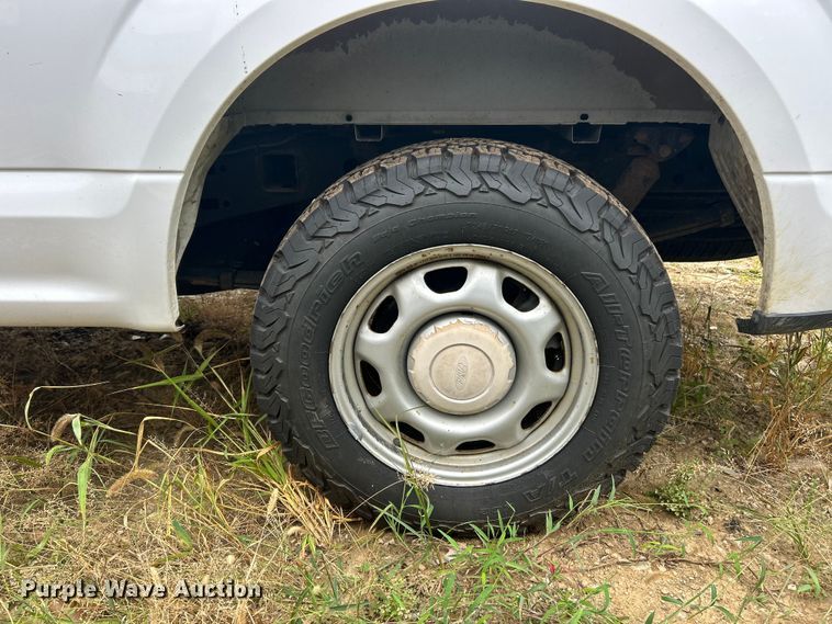 image for item ET3290 2015 Ford F150 XL SuperCab pickup truck