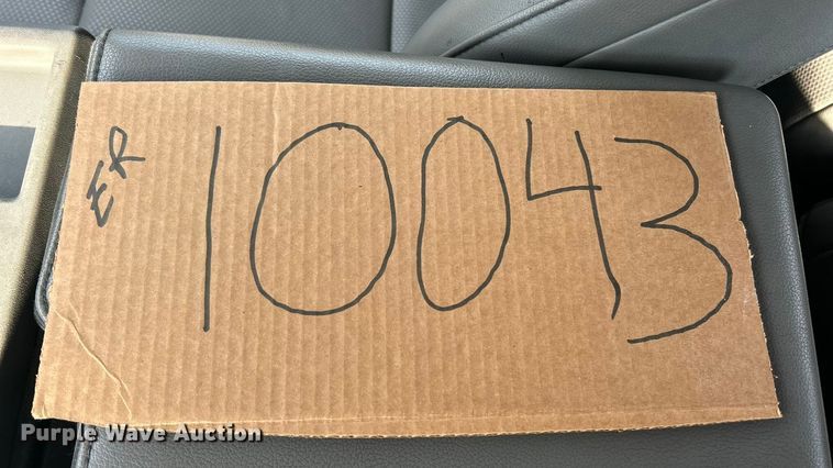 image for item ET3291 2020 Ford F350 Super Duty SuperCab utility bed pickup truck