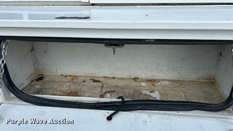 image for item ET3292 2020 Ford F350 Super Duty SuperCab utility bed pickup truck