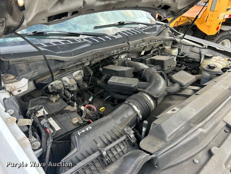 image for item ET3292 2020 Ford F350 Super Duty SuperCab utility bed pickup truck