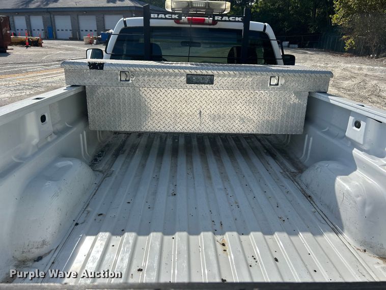 image for item ET3293 2008 Chevrolet Silverado 1500 pickup truck