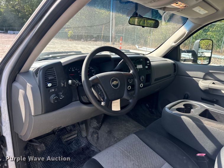 image for item ET3293 2008 Chevrolet Silverado 1500 pickup truck