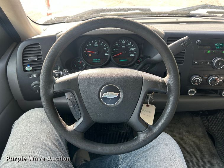 image for item ET3293 2008 Chevrolet Silverado 1500 pickup truck