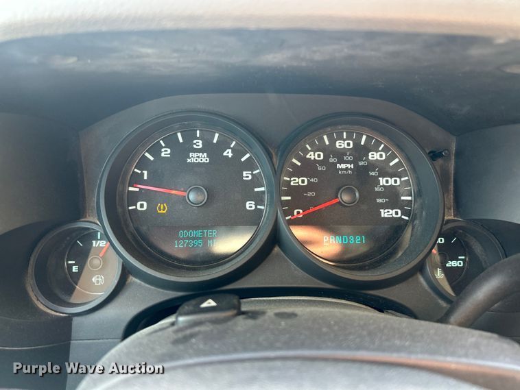 image for item ET3293 2008 Chevrolet Silverado 1500 pickup truck