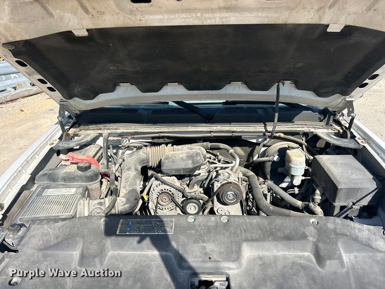 image for item ET3293 2008 Chevrolet Silverado 1500 pickup truck