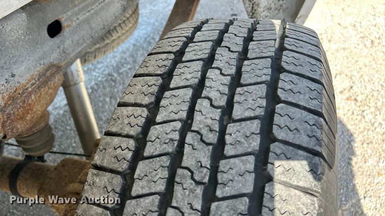 image for item ET3293 2008 Chevrolet Silverado 1500 pickup truck