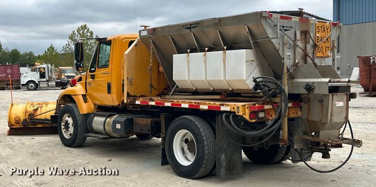 image for item ET3295 2006 International SA525 dump flatbed truck