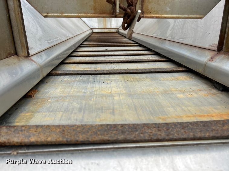 image for item ET3295 2006 International SA525 dump flatbed truck