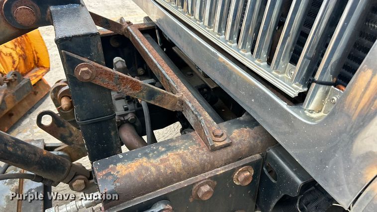 image for item ET3295 2006 International SA525 dump flatbed truck