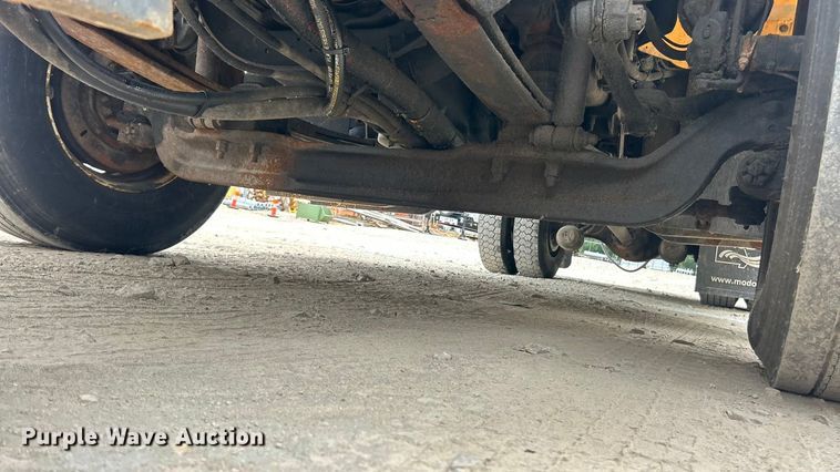 image for item ET3295 2006 International SA525 dump flatbed truck