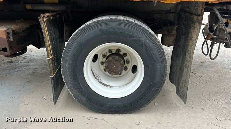 image for item ET3295 2006 International SA525 dump flatbed truck