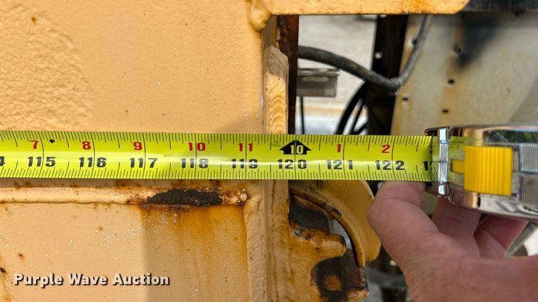 image for item ET3296 2005 International 7400 dump truck