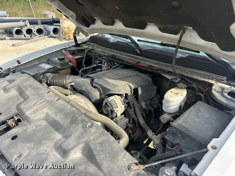 image for item ET3298 2008 Chevrolet Silverado 2500HD pickup truck