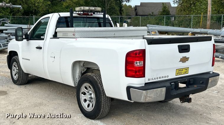image for item ET3299 2008 Chevrolet Silverado 1500 pickup truck