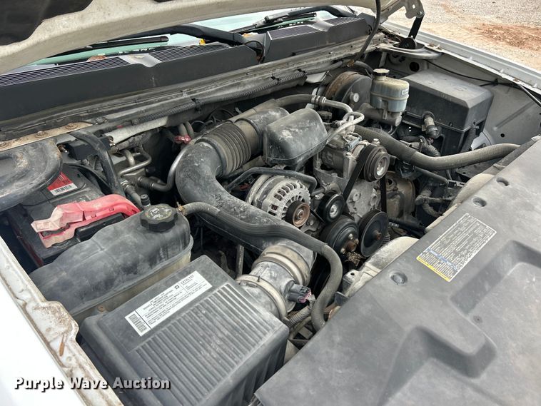 image for item ET3299 2008 Chevrolet Silverado 1500 pickup truck