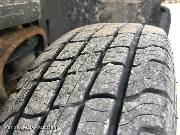 image for item ET3299 2008 Chevrolet Silverado 1500 pickup truck