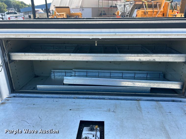 image for item ET3300 2008 Chevrolet Silverado 2500HD Ext. Cab utility bed pickup truck