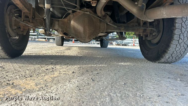 image for item ET3300 2008 Chevrolet Silverado 2500HD Ext. Cab utility bed pickup truck