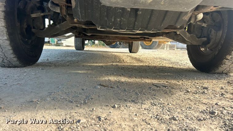 image for item ET3300 2008 Chevrolet Silverado 2500HD Ext. Cab utility bed pickup truck