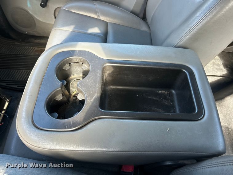 image for item ET3300 2008 Chevrolet Silverado 2500HD Ext. Cab utility bed pickup truck