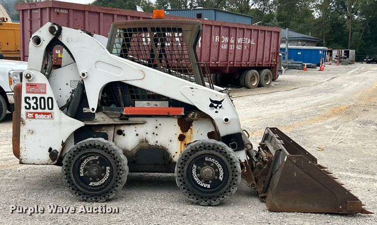 MINI CARGADOR SOBRE RUEDAS 2008 BOBCAT S300