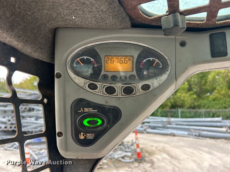 image for item ET3301 2008 Bobcat S300 skid steer loader