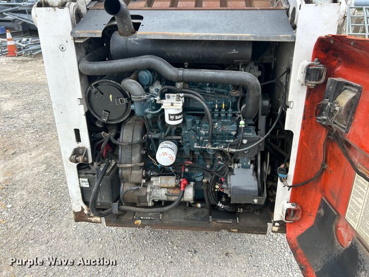 image for item ET3301 2008 Bobcat S300 skid steer loader