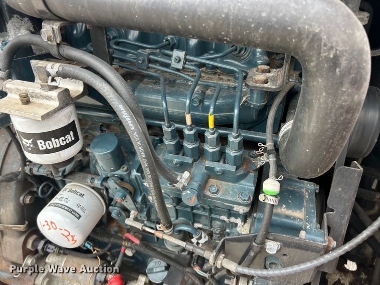 image for item ET3301 2008 Bobcat S300 skid steer loader