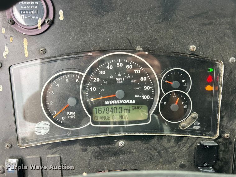 image for item ET3302 2008 Workhorse W42 delivery van