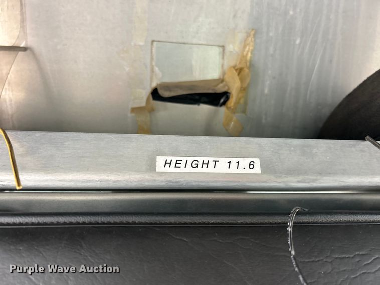 image for item ET3302 2008 Workhorse W42 delivery van