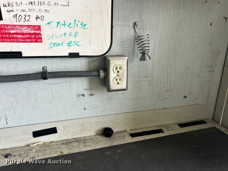 image for item ET3302 2008 Workhorse W42 delivery van