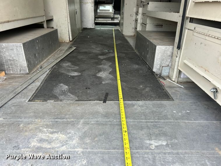 image for item ET3302 2008 Workhorse W42 delivery van