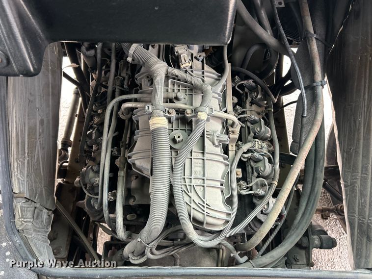 image for item ET3302 2008 Workhorse W42 delivery van