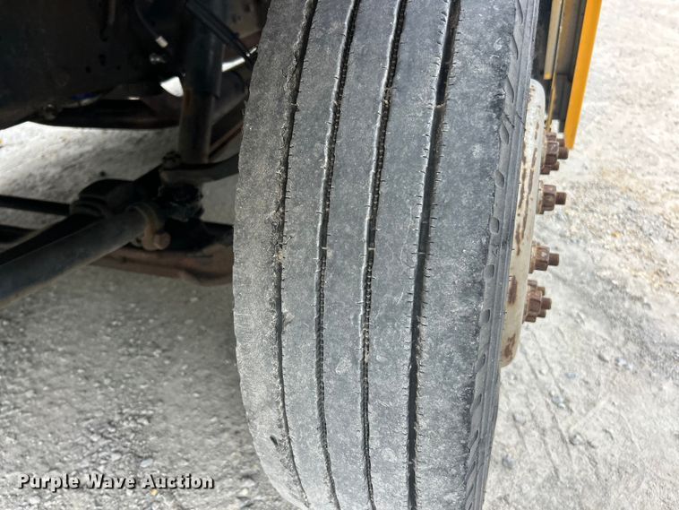 image for item ET3302 2008 Workhorse W42 delivery van