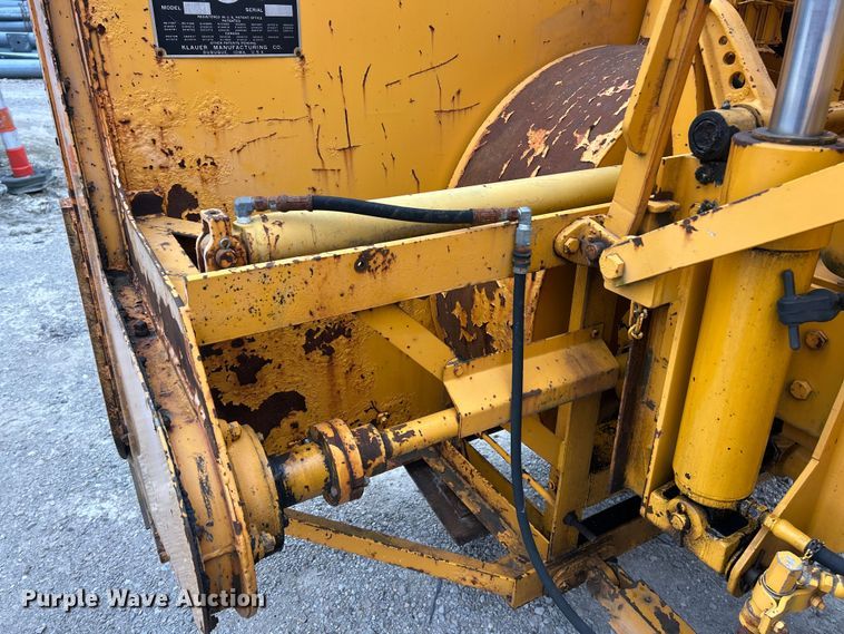 image for item ET3303 1985 FWD RB44-3231K snow blower truck