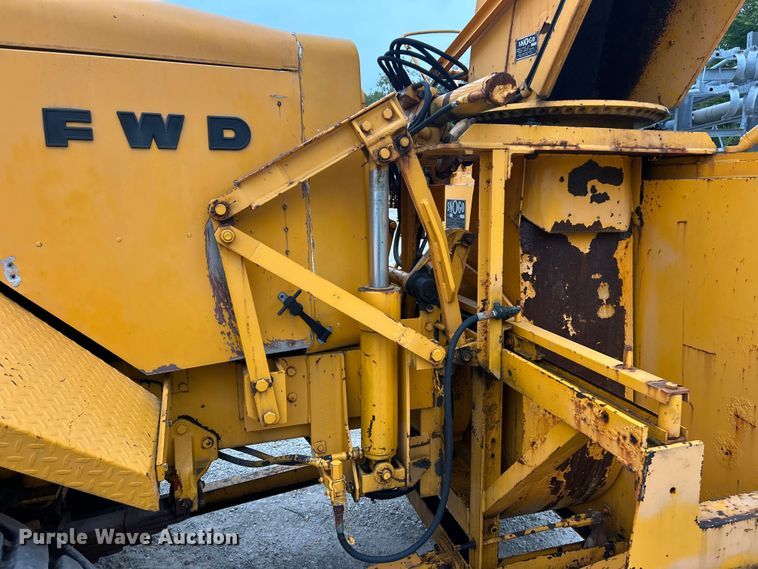 image for item ET3303 1985 FWD RB44-3231K snow blower truck