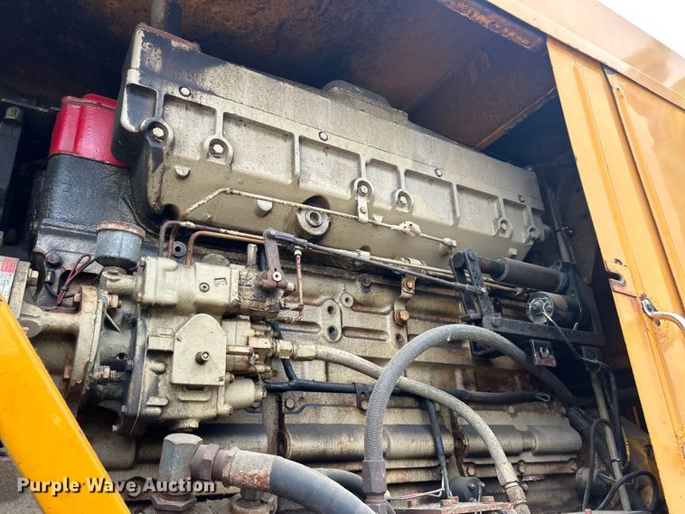 image for item ET3303 1985 FWD RB44-3231K snow blower truck