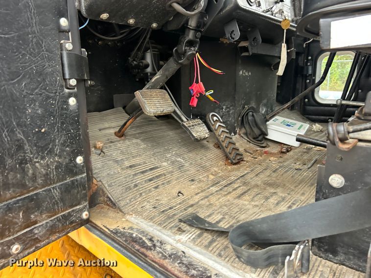 image for item ET3303 1985 FWD RB44-3231K snow blower truck