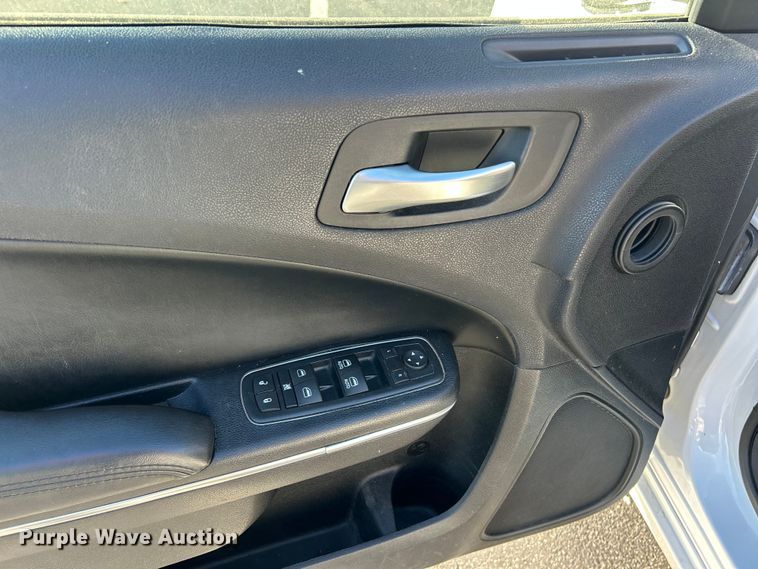 image for item ET3310 2016 Dodge Charger Police 