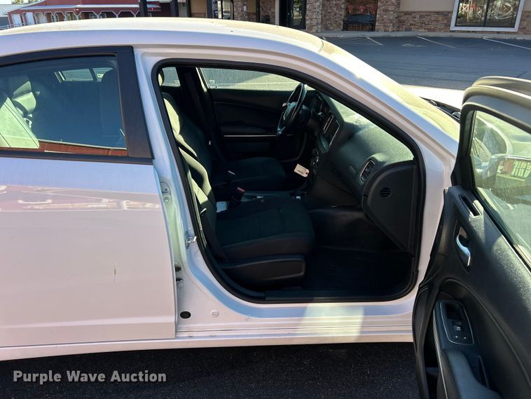 image for item ET3310 2016 Dodge Charger Police 