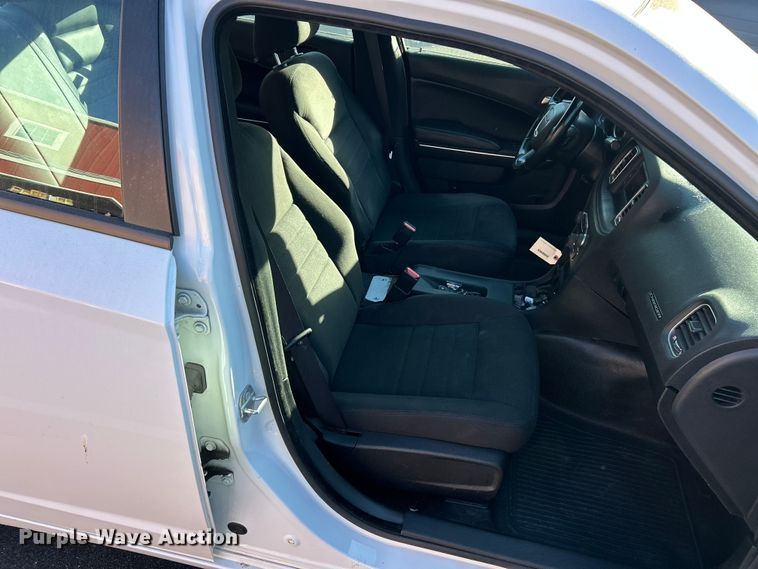 image for item ET3310 2016 Dodge Charger Police 