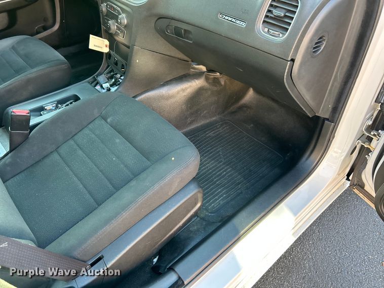 image for item ET3310 2016 Dodge Charger Police 