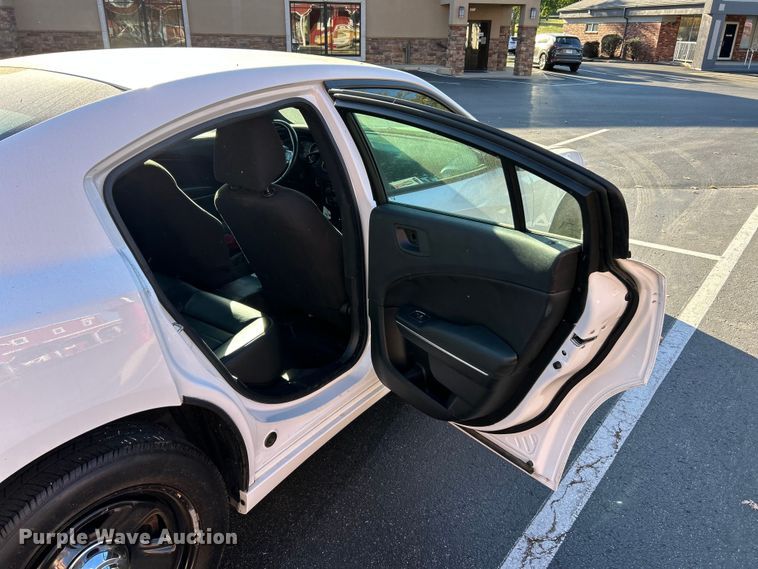 image for item ET3310 2016 Dodge Charger Police 