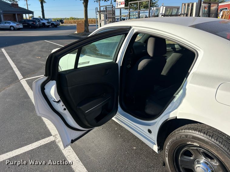 image for item ET3310 2016 Dodge Charger Police 