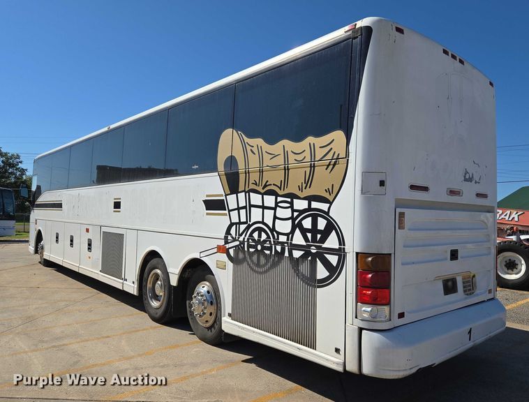 image for item EU3602 2005 Van Hool C2045 coach bus