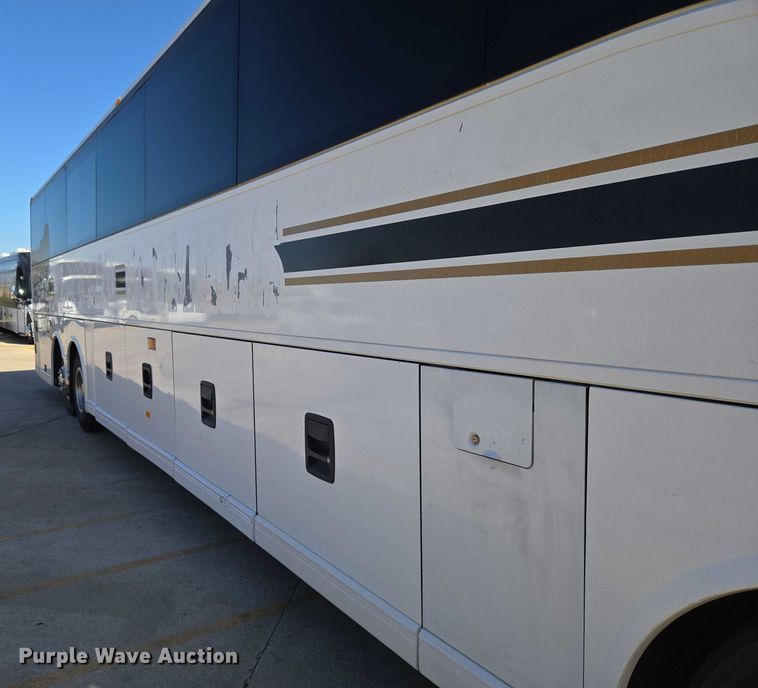 image for item EU3602 2005 Van Hool C2045 coach bus