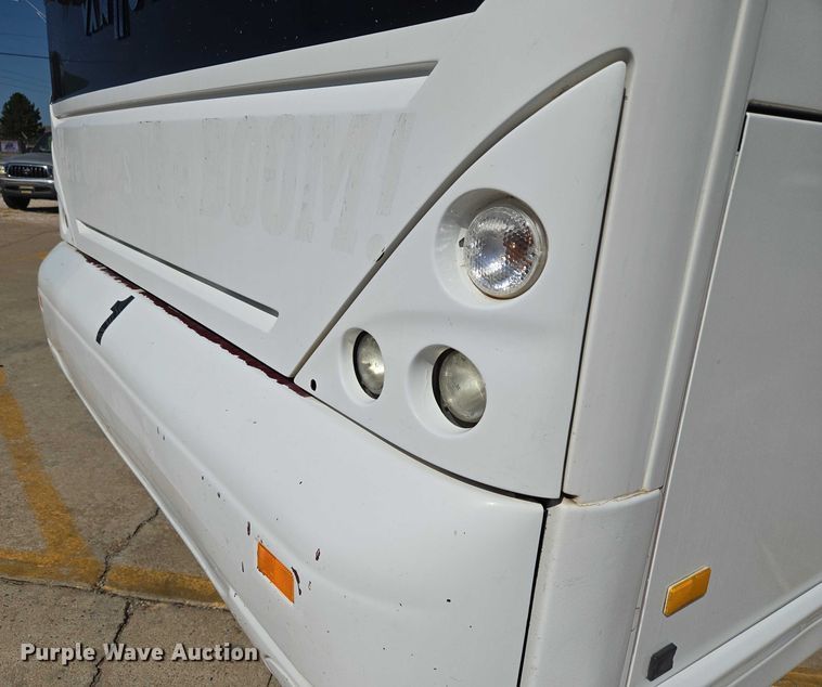 image for item EU3602 2005 Van Hool C2045 coach bus