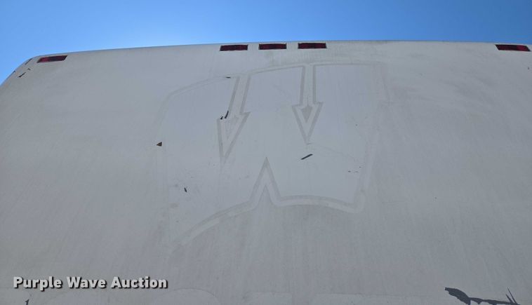 image for item EU3602 2005 Van Hool C2045 coach bus