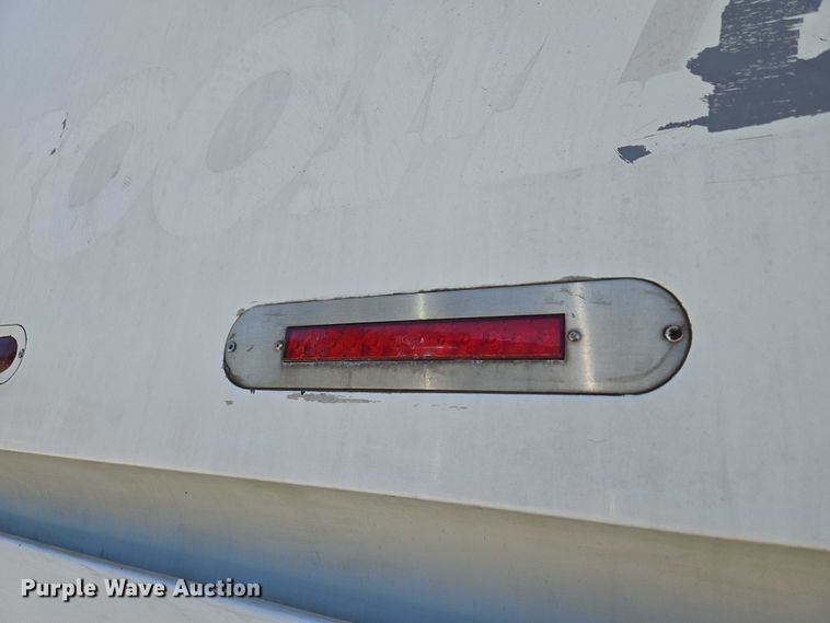 image for item EU3602 2005 Van Hool C2045 coach bus