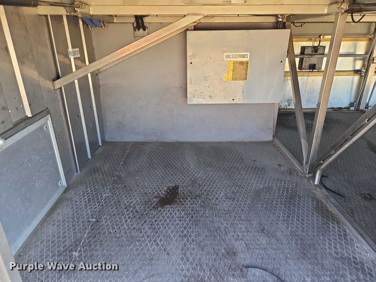 image for item EU3602 2005 Van Hool C2045 coach bus